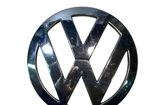 Volkswagen Transporter - Caravelle T5 Manufacturer badge logo/emblem 3132201A0