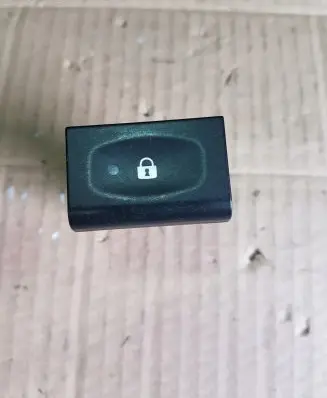 Nissan Qashqai Other switches/knobs/shifts NILES06016
