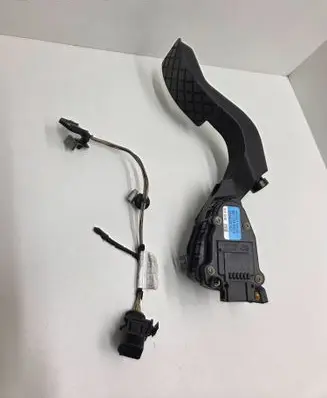 Audi A6 S6 C5 4B Accelerator throttle pedal 6PV00777006 8D1723523G BD0971667E