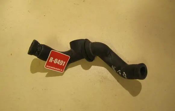 Audi A4 S4 B7 8E 8H Engine coolant pipe/hose 8E1611743L