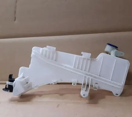 Citroen C5 Aircross Windshield washer fluid reservoir/tank