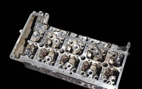 BMW 5 E60 E61 Engine head 778109304