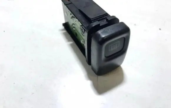 Windscreen/window heater switch