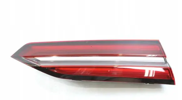BMW 5 G60 Tailgate rear/tail lights 5A01AD5