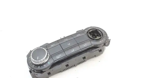 Mercedes-Benz B W246 W242 Interior fan control switch A2469004405