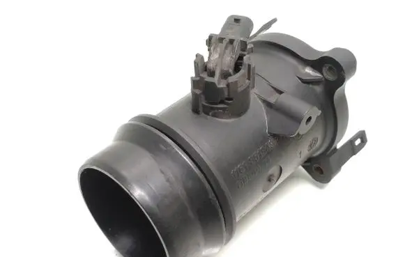 BMW 1 F20 F21 Mass air flow meter 8519492 11618519492 9444623014