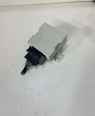 Toyota Avensis T250 Window wiper relay 150696
