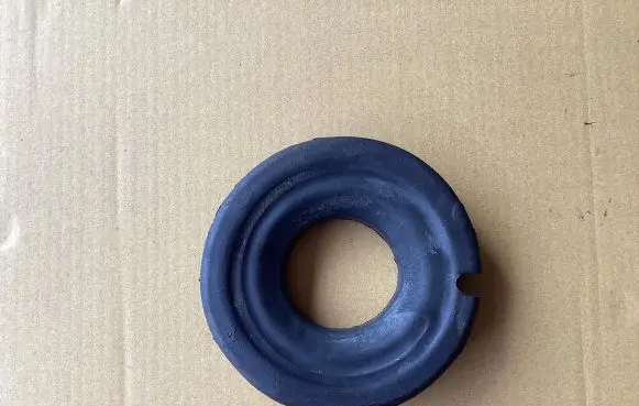 Audi A6 S6 C6 4F Front coil spring rubber mount 4F0412109