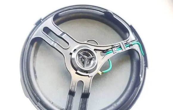 Mercedes-Benz C AMG W204 Front door speaker A2048202902 970500XXX