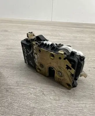 Citroen C5 Tailgate/boot open switch button 0713209