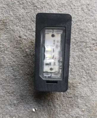 BMW 4 F32 F33 Number plate light 7193293 9653244831
