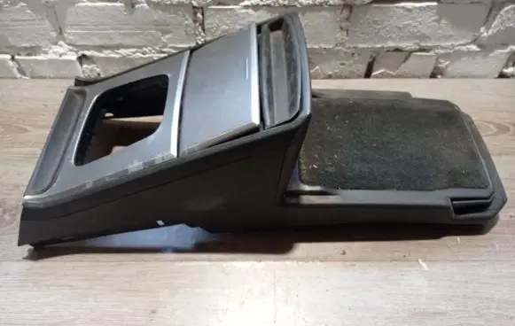 Volvo XC90 Center console 39987022 30643837 39987027
