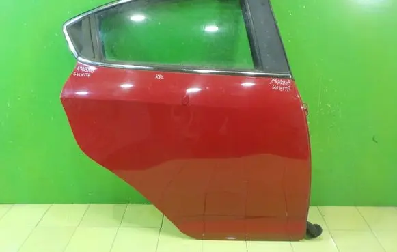 Alfa Romeo Giulietta Rear door 