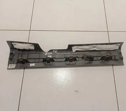 KIA Sorento Side skirt front trim A048032 858712P305 14L0515