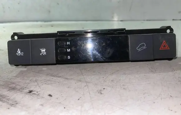 Chevrolet Captiva Other switches/knobs/shifts 96628248