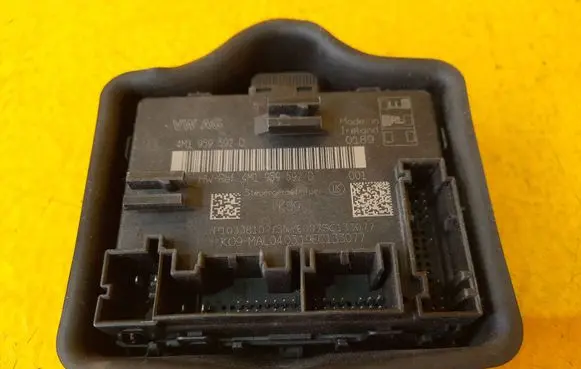 Audi A6 S6 C8 4K Door control unit/module 4M1959592D