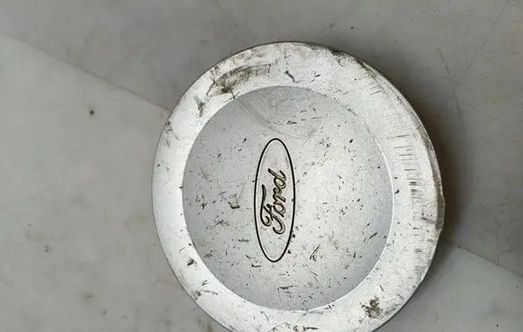 Ford Focus Original wheel cap 2S611000BA FDB299101