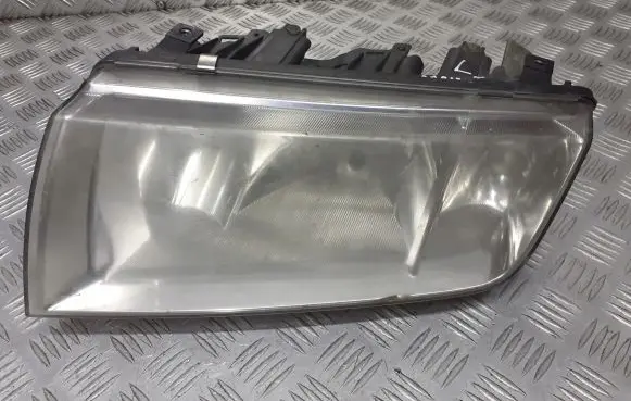 Skoda Fabia Mk1 (6Y) Headlight/headlamp