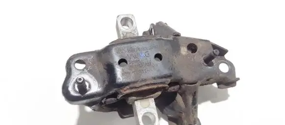 Skoda Roomster (5J) Engine mount bracket 6q0199555ac