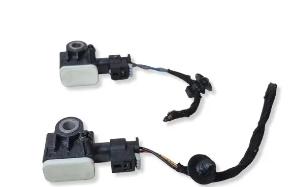 Mercedes-Benz B W246 W242 Airbag deployment crash/impact sensor A1668210151 56054085AA