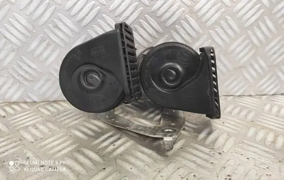Opel Astra J Horn signal 20840162
