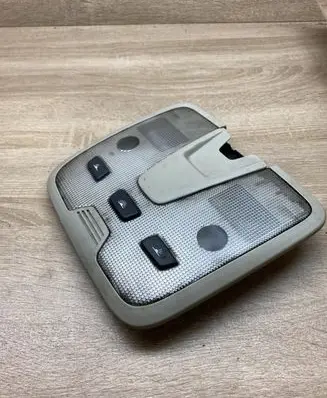 Volvo S60 Front seat light 5041813 5041791