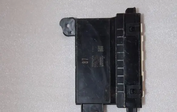 Lexus RX 450H Air conditioner control unit module 8865048871 2774007680
