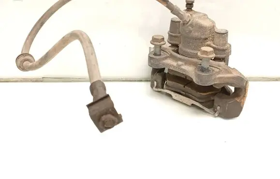Mercedes-Benz ML W164 Rear brake caliper