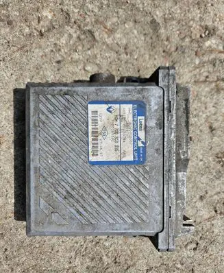 Renault Scenic I Engine control unit/module 7 700 868 315 7700105591