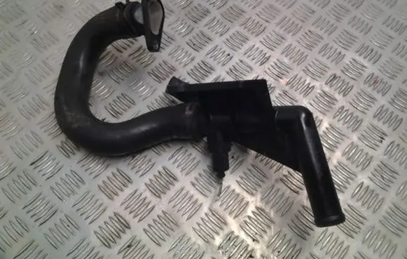 Volkswagen Crafter Engine coolant pipe/hose 076121085A 076121063E