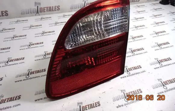 Mercedes-Benz E W211 Tailgate rear/tail lights A2118201464