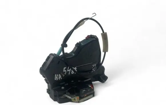 Toyota Hilux (AN10, AN20, AN30) Coupe door lock (next to the handle) 690400K070