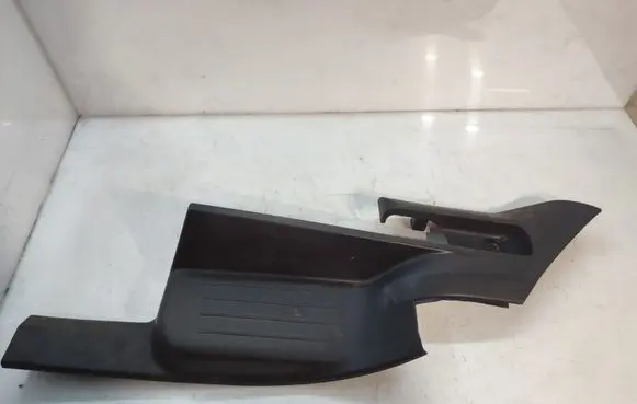 Nissan Qashqai+2 Rear sill trim cover 769B7EY10A