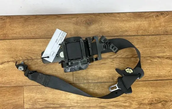Dodge Charger Front seatbelt P1HZ06DX9AGPINYA P1HZ06DX9AG