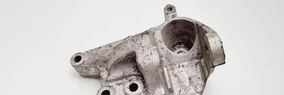 Peugeot 407 Engine mounting bracket 9645161180
