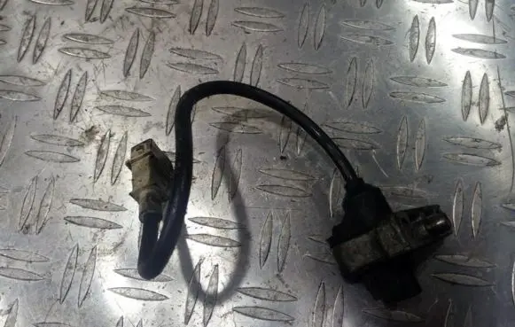 Volvo S70 V70 V70 XC Crankshaft position sensor 10246001 102460-01