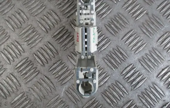Volvo V50 Tail light bulb cover holder