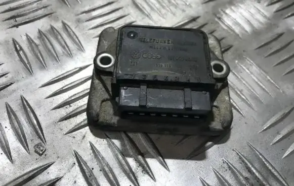 Volkswagen Golf III Ignition amplifier control unit 191905351b 339373