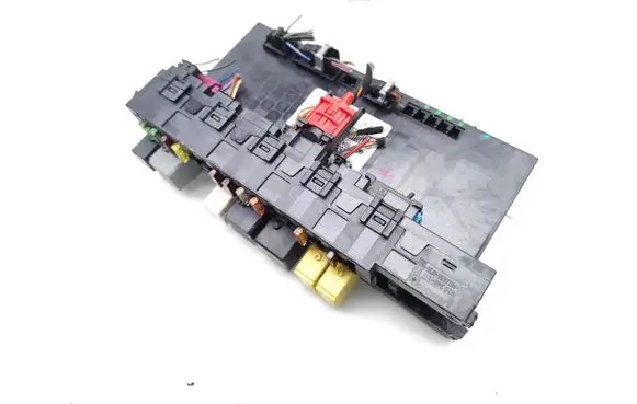 Mercedes-Benz CLC CL203 Fuse module 2035454701 5DK00848675