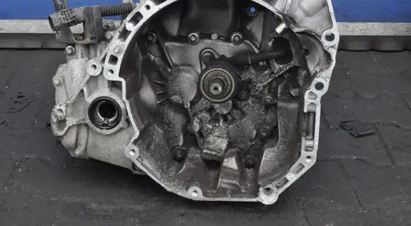 Nissan Micra Manual 7 speed gearbox JH3303