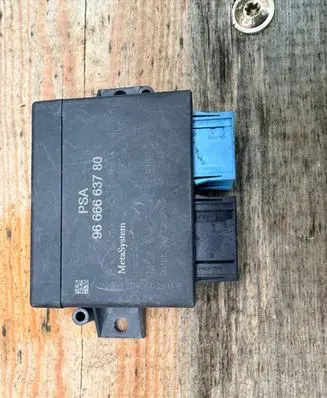 Peugeot 5008 Parking PDC control unit/module 9666663780
