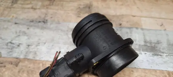 Seat Alhambra (Mk1) Mass air flow meter 06A906461 0280217121