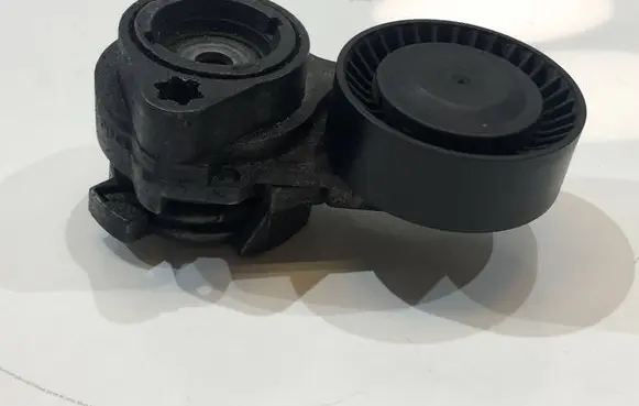 BMW 7 E65 E66 Timing belt tensioner 