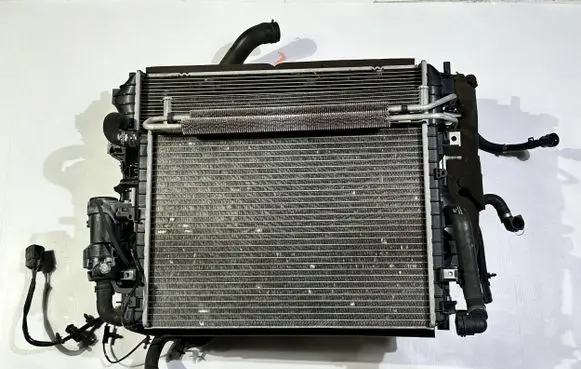 Jaguar F-Type Radiator set 1707325603