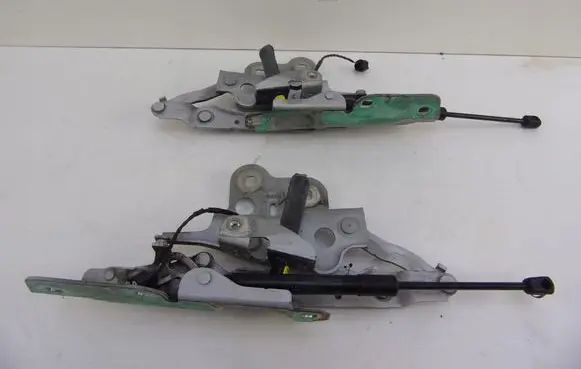 Jaguar E-Pace Engine bonnet/hood hinges