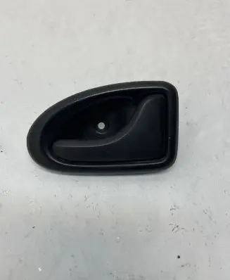 Renault Master II Front door interior handle 7700830079