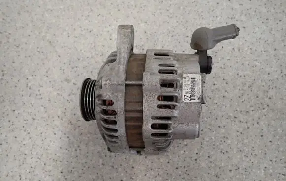 Suzuki Splash Generator/alternator 