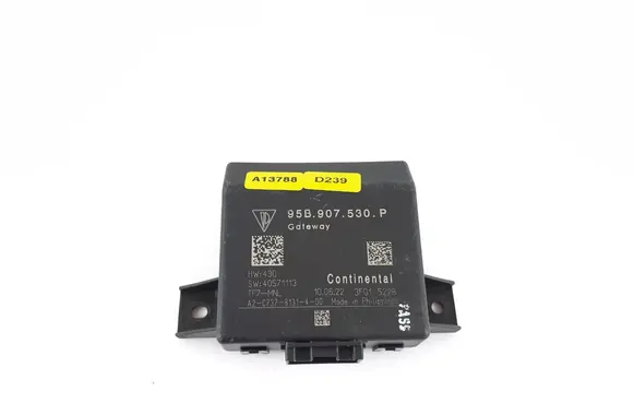 Porsche Macan (95B) Gateway control module 95B907530P 95B907530