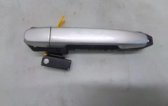 Toyota Avensis T250 Rear door exterior handle 