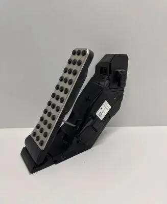 Mercedes-Benz GLC X253 C253 Accelerator throttle pedal A2533002000